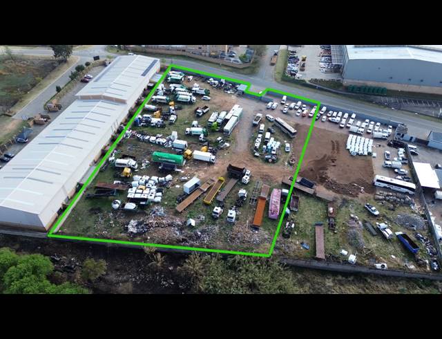 9,371M² VACANT LAND FOR SALE IN STORMILL